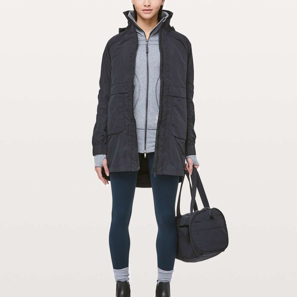 Lululemon Women's Black Keep On Trek‎ 3-In-1 Hooded Classic Rain Jacket Size 0